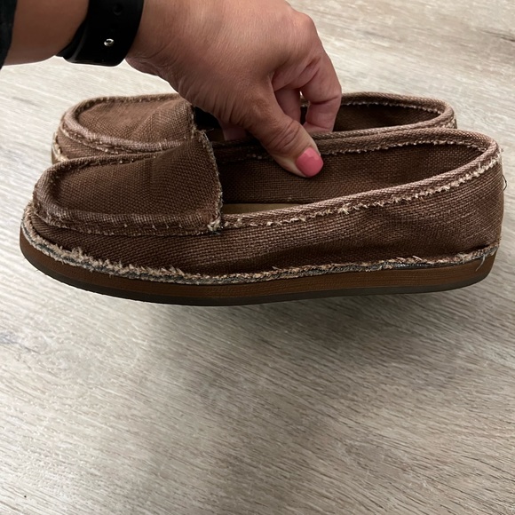 Rainbow Brand Canvas Loafers - Picture 11 of 11